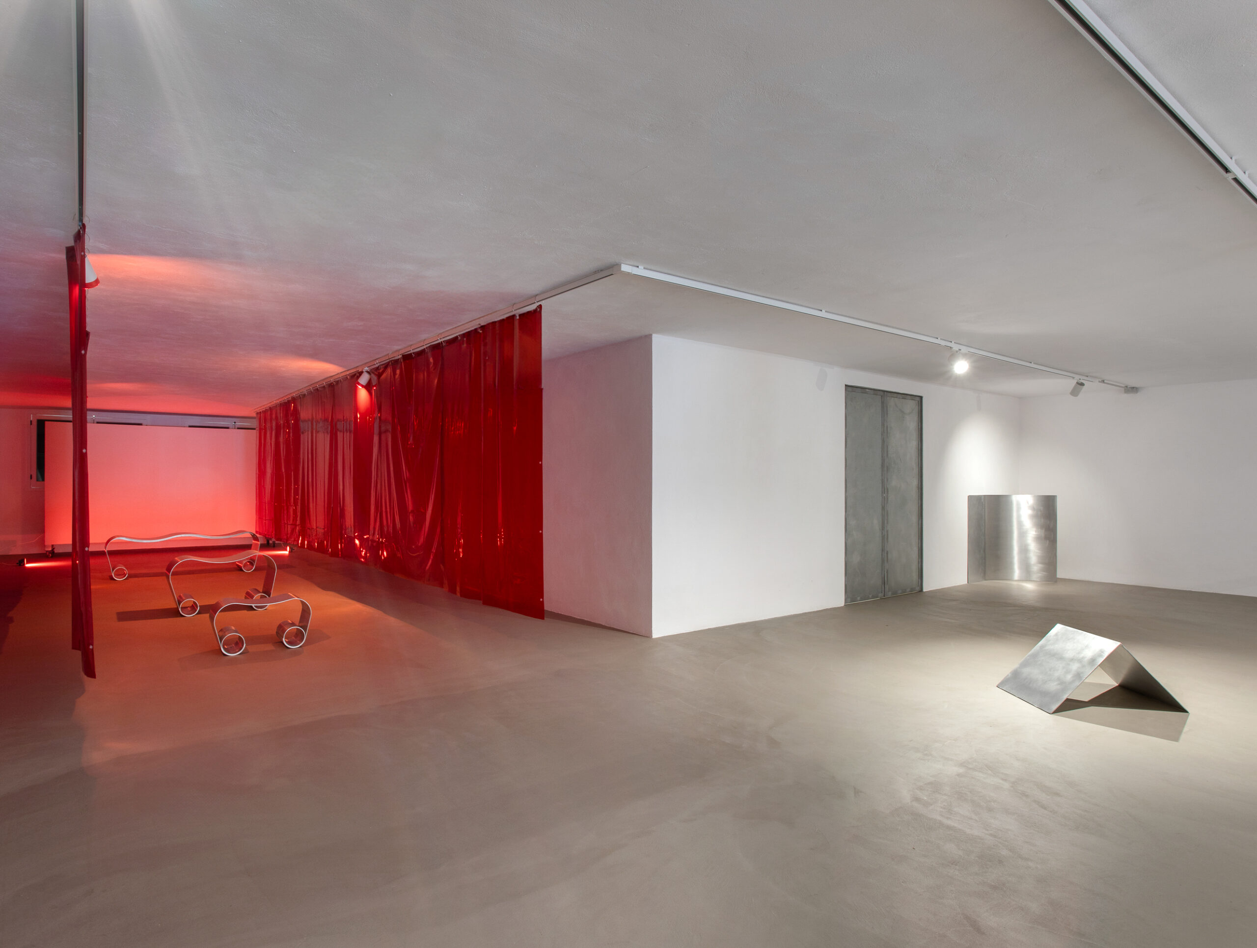 Tube Gallery – Living Finish